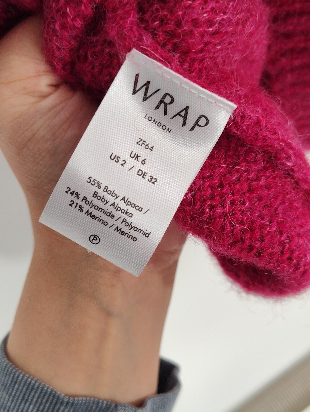 Wrap London Alpaca Blend V-Neck Knit Sweater 2 - Picture 5 of 6
